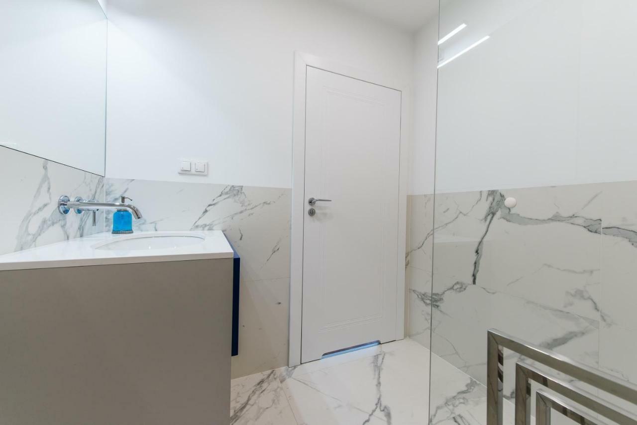 Apartamenty Czwarte Pietro 그디니아 외부 사진